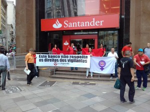 Sindicato fez vários protestos contra a mudança do intervalo