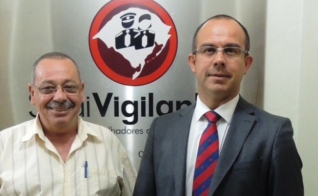 Advogado do sindicato, Arthur Dias Filho, com o presidente Dias