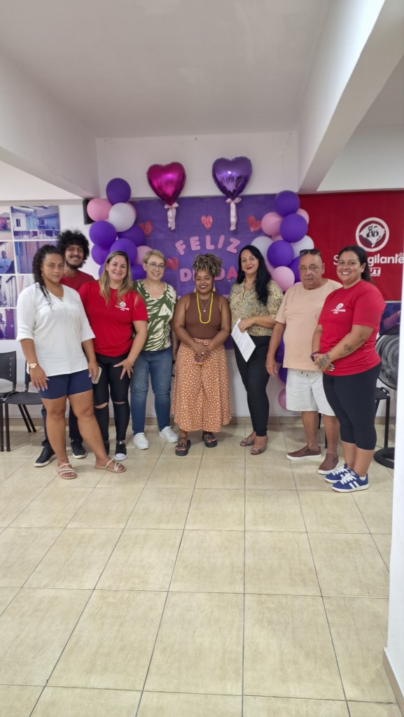 Deputada Bruna Rodrigues, ao centro