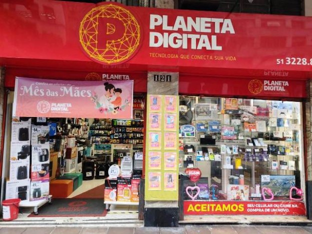 Loja tem duas filiais na capital, com grande variedade de produtos