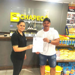 Eduardo Blauth e a gerente de Charqueadas